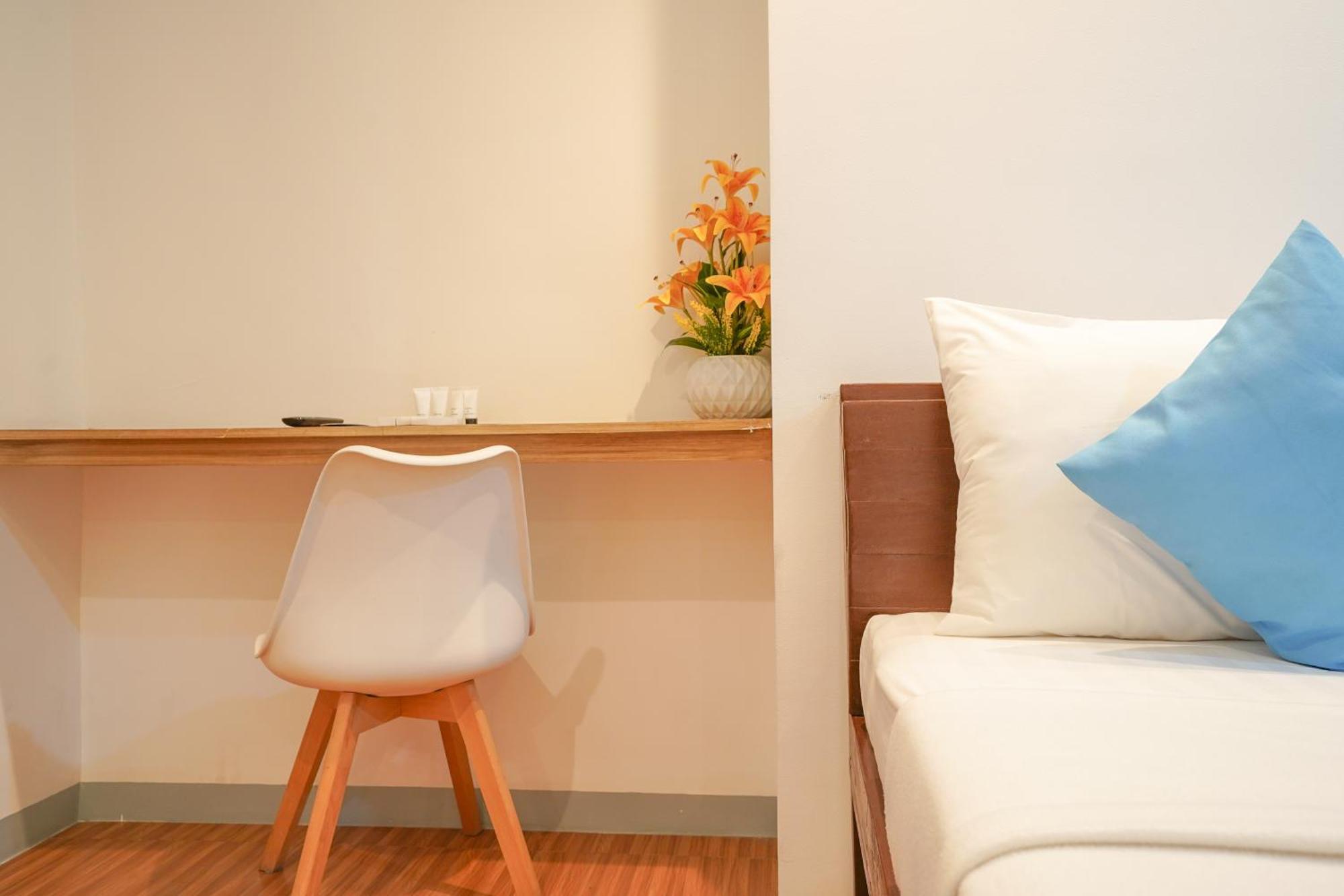 Arzo Hotel Premier Makati City Ngoại thất bức ảnh